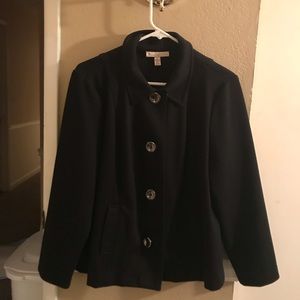 Soft thin button up jacket w/ black shiny buttons